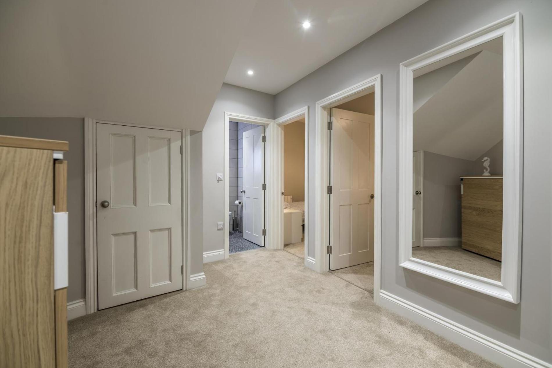 Sea Legs - 2 Bedroom Apartment - Tenby Ngoại thất bức ảnh